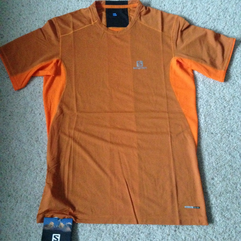 Unisex Saloman trail runner tee